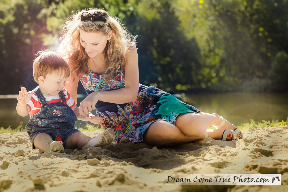 Dream Come True Photo - Family Photosession outside - Love and connection