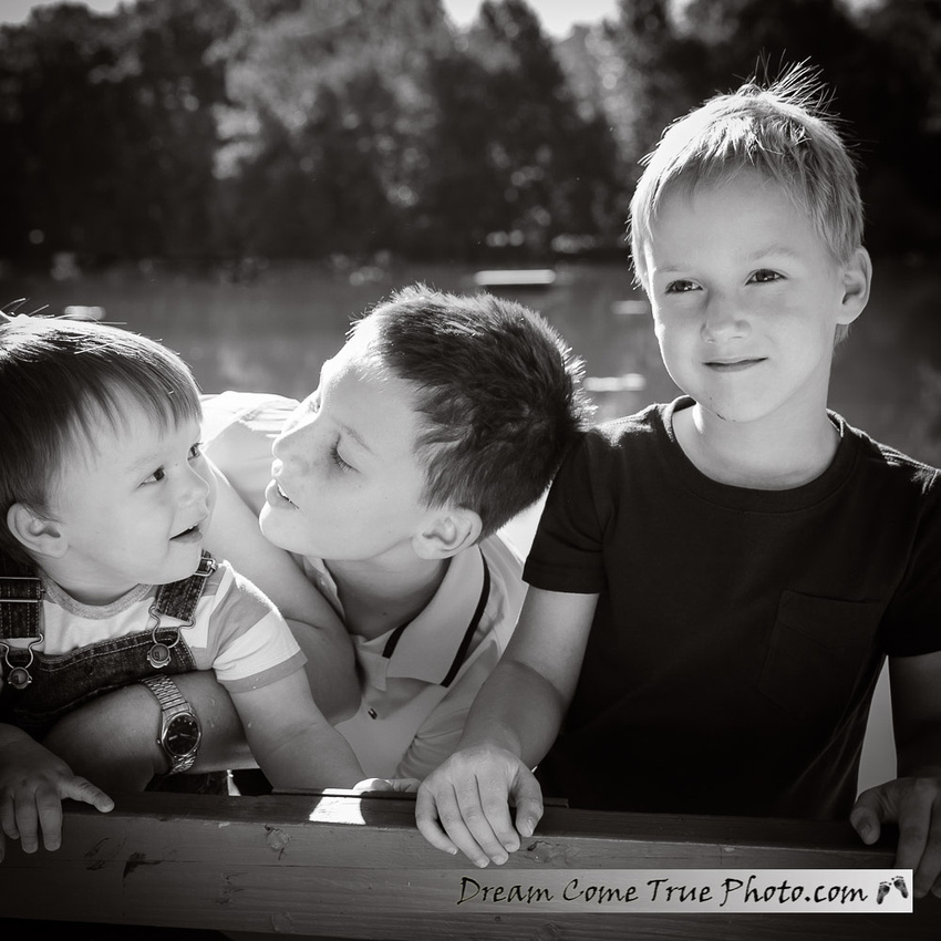 Dream Come True Photo - Family Photosession outside - Love and connection between three brothers
