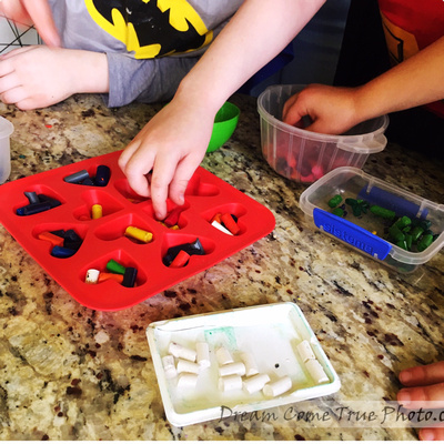 Melted Crayons - easy, beautiful, creative craft for little or big kids for Mothers Day