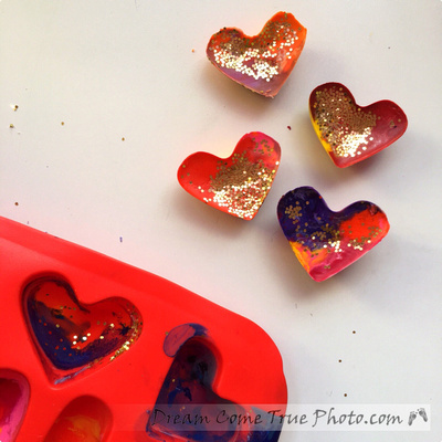 Melted Crayons - easy, beautiful, creative craft for little or big kids for Mothers Day
