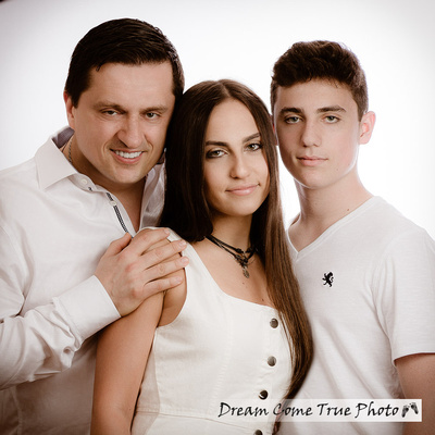 Dream Come True Photo, A Dream Photo, Elly Alena Dream photograph taken during family session to capture the love of parents for their older teen siblings in Marlboro NJ